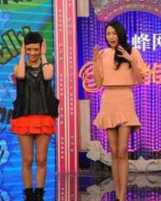 主持人李晓峰 美丽俏佳人主持人李晓峰个人资料和照片