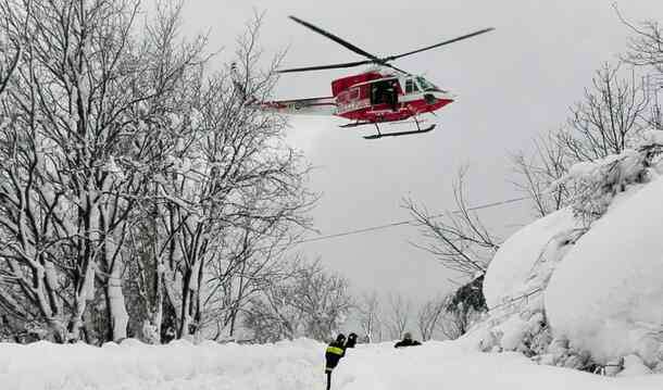 意大利地震引雪崩 意大利地震引雪崩致35人被埋死亡