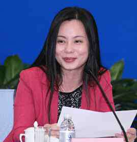 万蒂妮老公是谁 东方卫视主持人秦忆个人资料 秦忆老公是谁