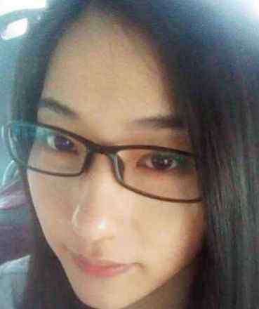 李莉娜被谁牵走了 非诚勿扰李莉娜素颜照 李莉娜被谁牵走了