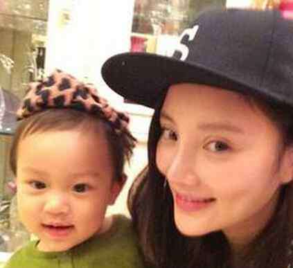 李小璐老公 李小璐身高 李小璐老公和女儿照片