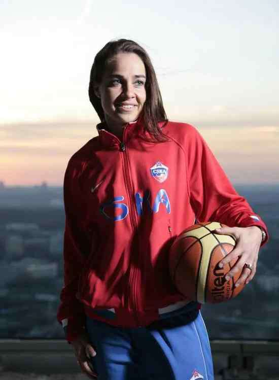nba球星颜值排行榜 NBA首位女主帅要来了！ 颜值与实力并存