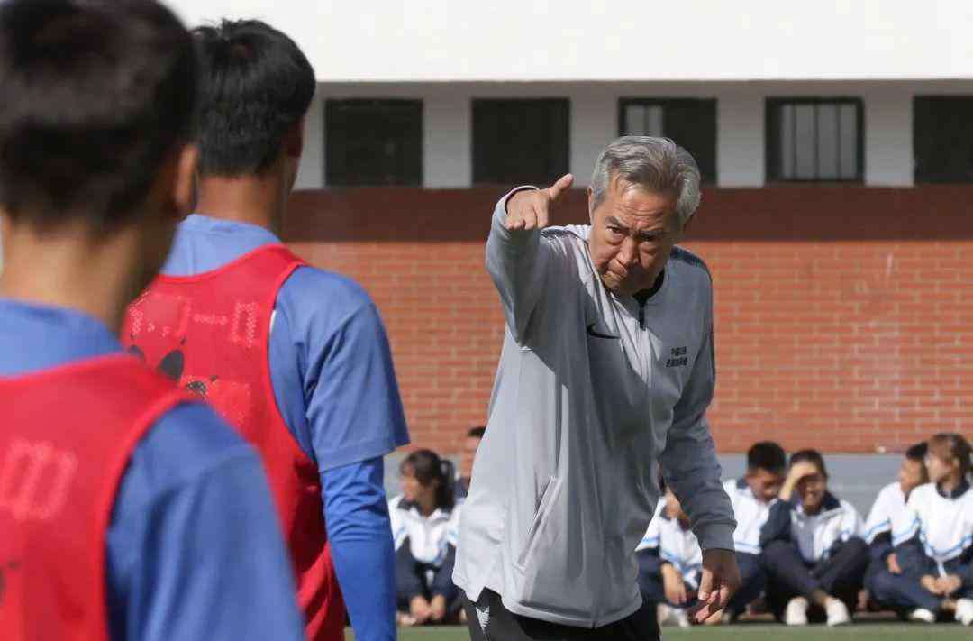 李应发 盘点辽足十大名帅:东北大帅夺8冠 铁帅见证4起4落