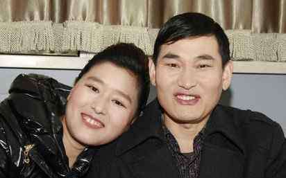 大衣哥近况 大衣哥朱之文近况和他老婆资料图片