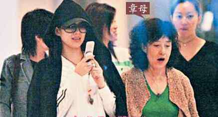 章子怡个人简历 章子怡母亲李涿生个人资料简历