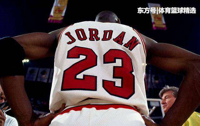 1996年nba总决赛 乔丹太过神化？96年总决赛完全是躺赢，数据不撒谎还原一切