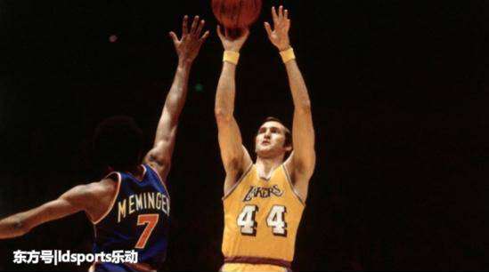 nba湖人队球员名单 湖人队退役了哪些球衣？最新湖人历史退役球员名单