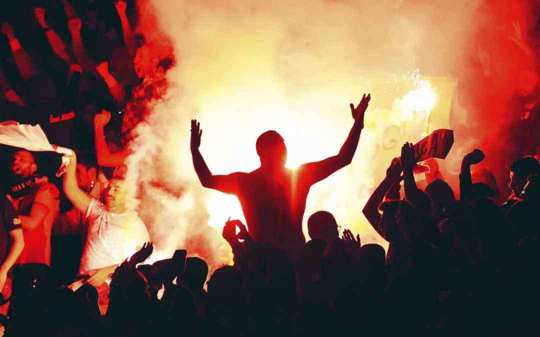 ultras 球迷冲突频现！Ultras会是中国足球文化的一种解药吗？