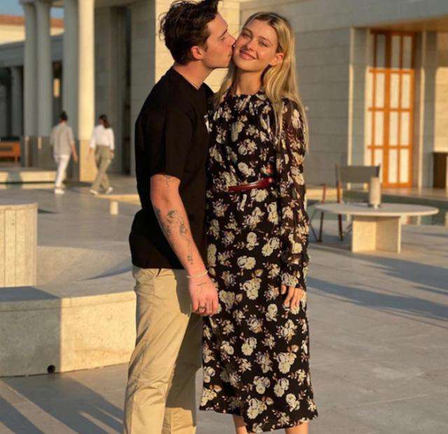 贝克汉姆孩子 贝克汉姆大儿子布鲁克林才21岁就喜当爹？未婚妻晒照疑似宣布怀孕