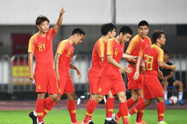 国足两连胜 恭喜 国足两连胜！杨旭“一锤定音锁胜”里皮却认为才刚开始！