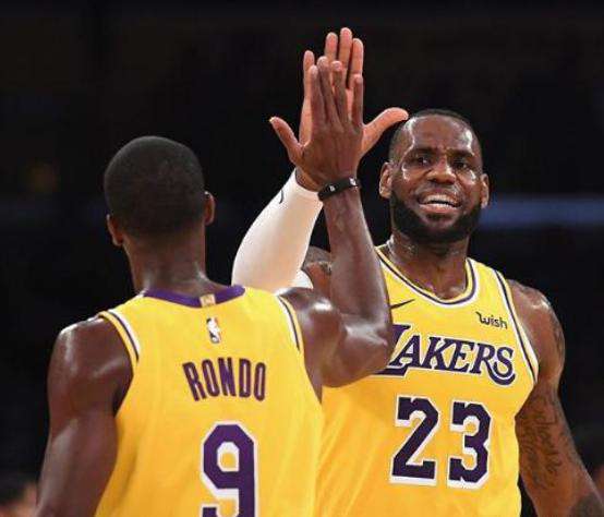 湖人队球员名单 NBA官宣22支球队复赛球员名单！湖人17人全员冲冠，开拓者仅13人