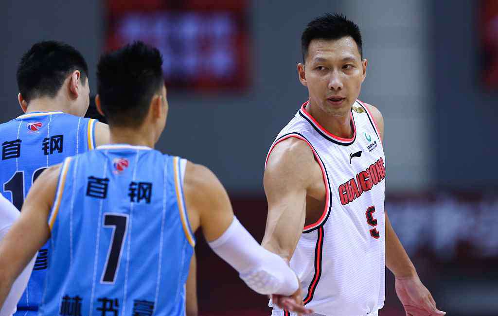 广东北京 广东淘汰北京闯进总决赛！易建联复出砍18分14板救主