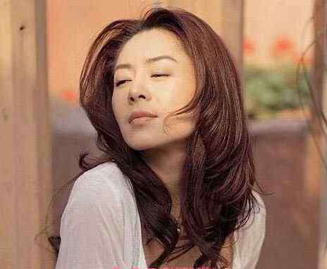 喻可欣写真 喻可欣怀孕六个月首次亮相 喻可欣资料照片