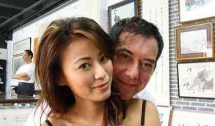 黄秋生老婆 黄秋生老婆是谁 黄秋生老婆吴慧珍资料
