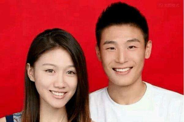 武磊个人资料图片 国足球星武磊老婆长啥样？不仅漂亮身材好人还低调