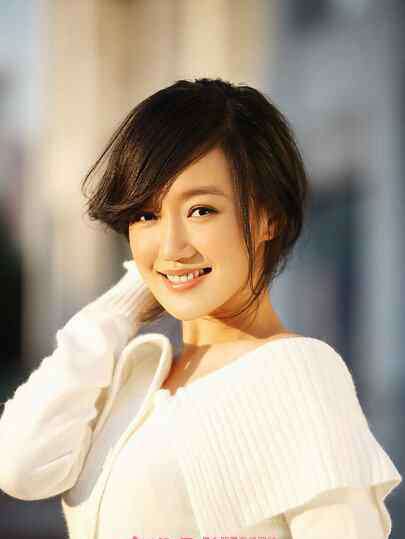 薛佳凝宣布结婚 薛佳凝结婚了吗 薛佳凝和老公结婚照分享