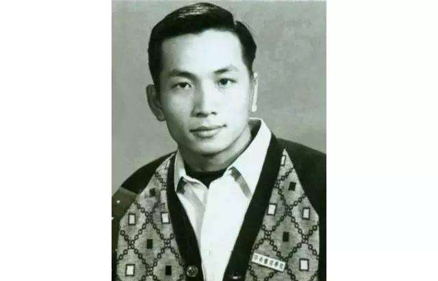 中国第一个乒乓球冠军 他是第一个乒乓球全国冠军，如今已离去50年了