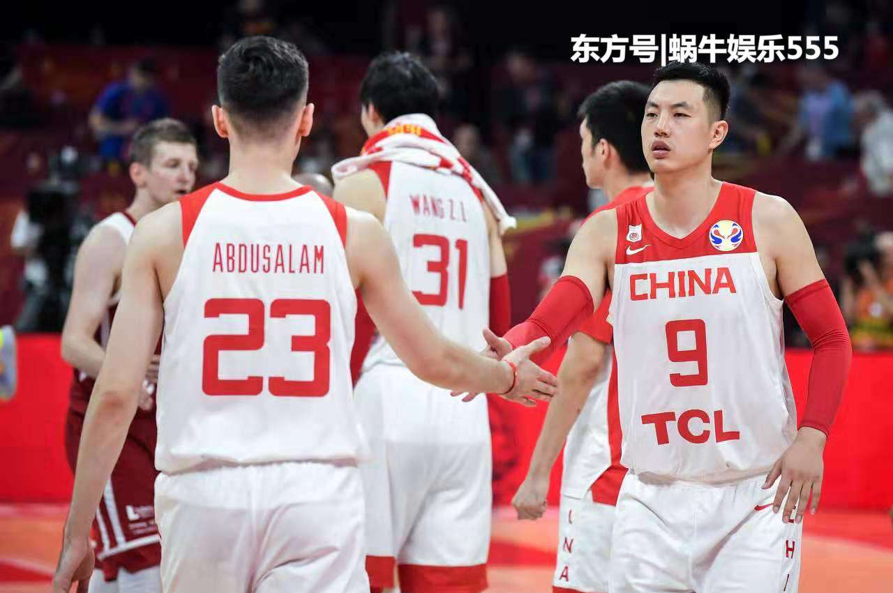 周琦失误 首次发声！李楠回应周琦发球失误、用人少等质疑，球迷更加愤怒了