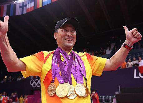 羽毛球假球 他执导国羽24年培养92个世界冠军，却一手策划了伦敦奥运假球丑闻