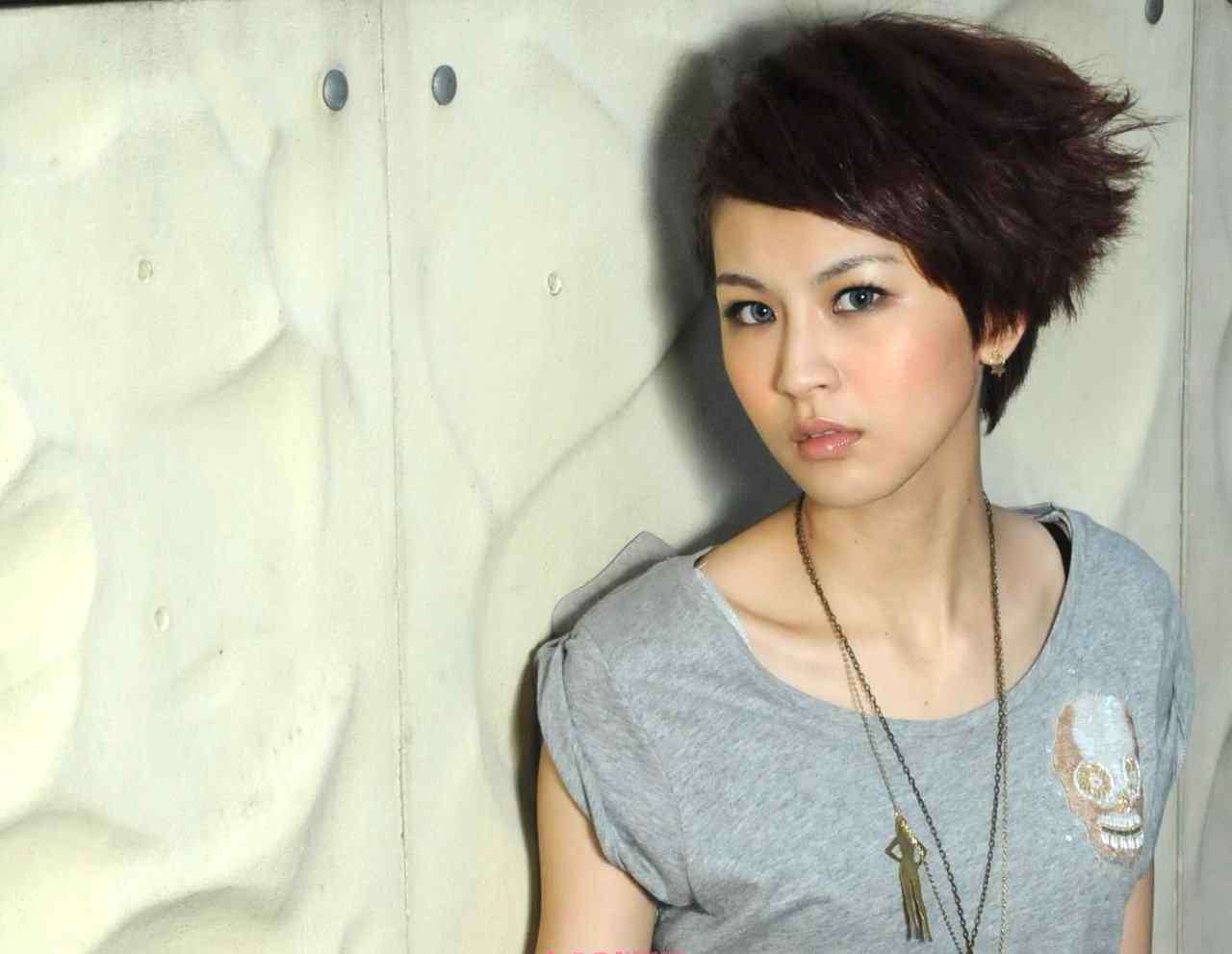 曾沛慈的老公 曾沛慈结婚了吗 曾沛慈现实的老公是谁
