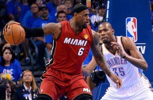 nba2012总决赛 詹姆斯重温2012年NBA总决赛的第五战，令人感慨万千