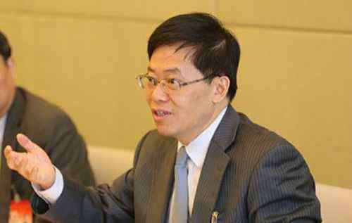 上海第一秘书 上海市政府秘书长、副秘书长级别名单及排名分工：一正七副