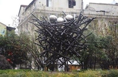 湖北武汉“生命”雕塑