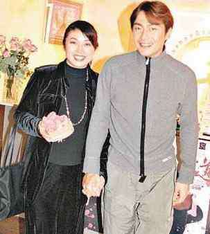 邓萃雯和江华 江华老婆是谁 邓萃雯和江华什么关系