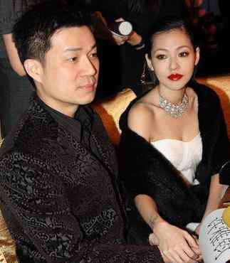 小s有几个孩子 小s生了几个孩子 小s与老公许雅钧的合照