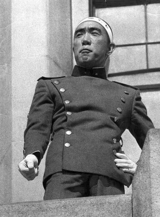 关孙六 三岛由纪夫自杀前9个月录音被发现：“死亡已进入我的肉体”
