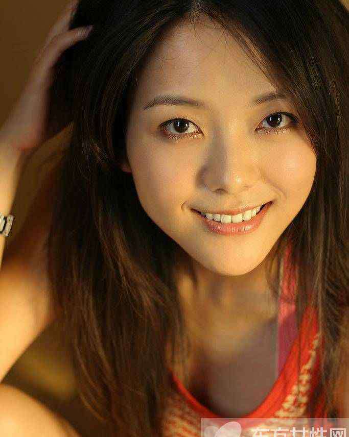杨乐乐整容前 汪涵老婆杨乐乐整容了吗 杨乐乐整容前后照曝光