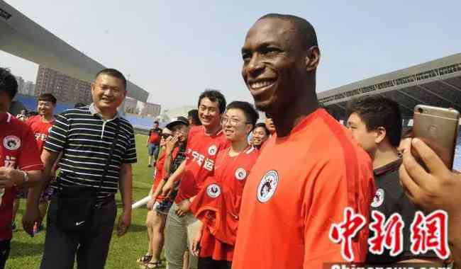 乌贾 中国足坛十冠王的"死刑"前夜 他们承载几代人记忆