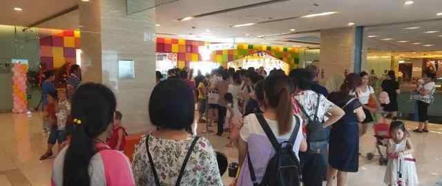 苏宁红孩子 上万市民涌入长寿苏宁红孩子店 奶粉库存告急