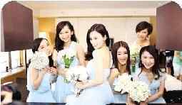 李小璐大婚 贾乃亮李小璐大婚默认怀孕 新郎亲吻新娘的脚