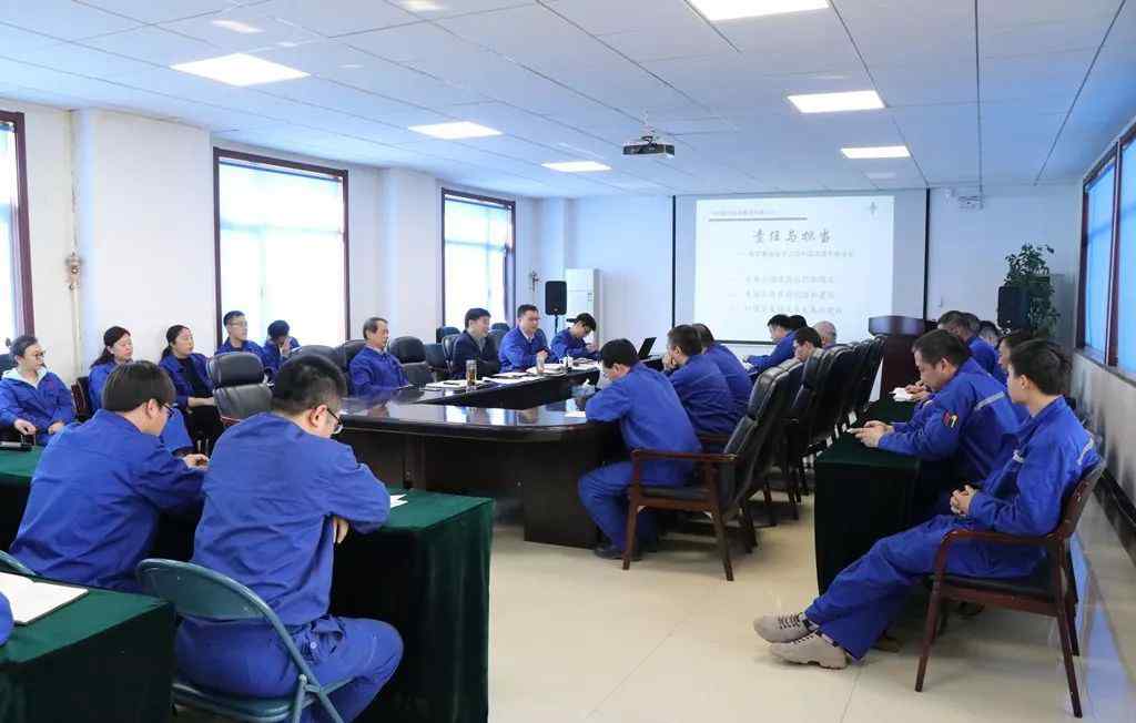 耀华集团 责任与担当 耀华集团召开子公司中层骨干座谈会