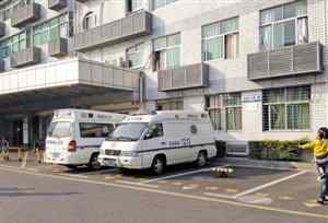 野山鸡价格 野鸡救护车医院狂揽生意 任意定价无部门监管