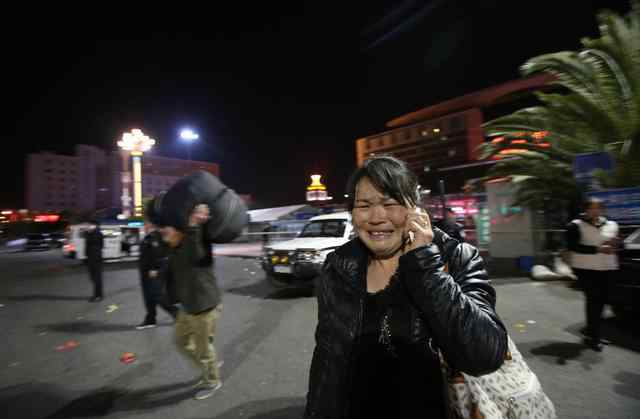 昆明砍杀 昆明砍杀事件已致29死 是新疆分裂势力策划制造