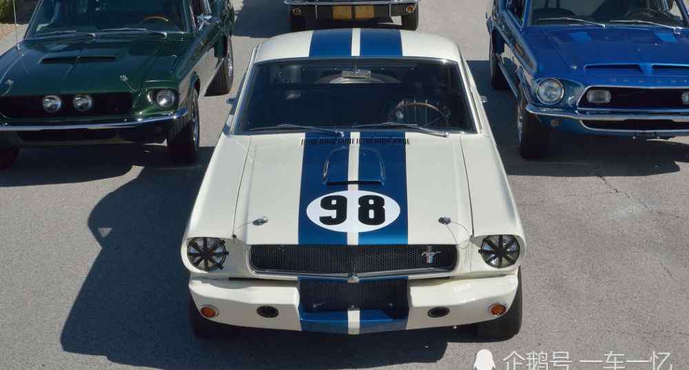 野马谢尔比 1965年福特野马谢尔比GT350R售价385万美元