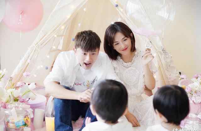 谢娜张杰婚纱照 张杰谢娜结婚九周年，一家四口背影照