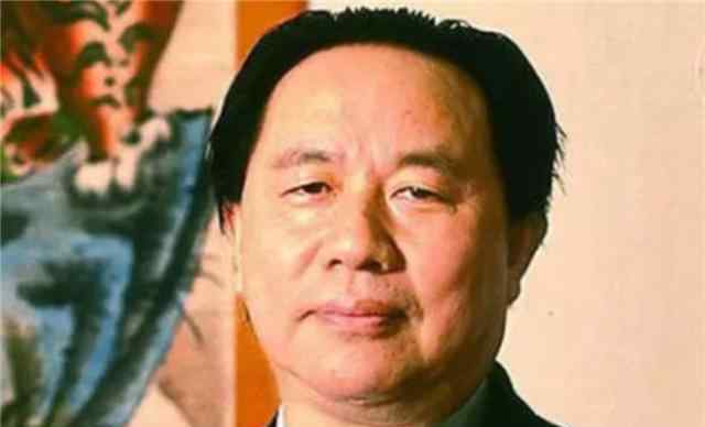 牟其中出狱 “传奇首富”牟其中：靠发妻300元起家成为首富，出狱后不忘回报