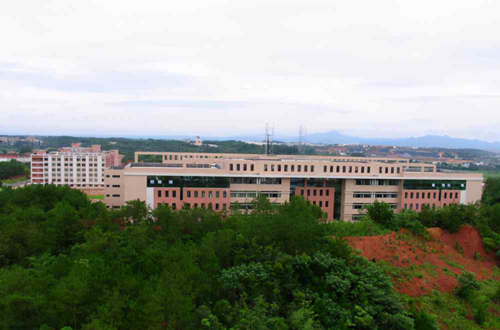 江西医学院 好消息！江西的一所医学院将更名为医科大学，恭喜江西的考生