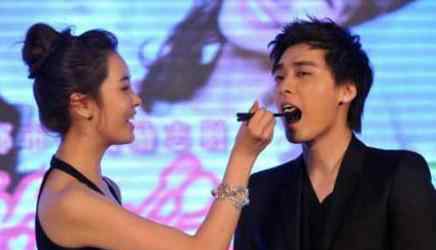 李多海李易峰 李易峰洗澡照被扒身材好 与李多海裸戏再掀热议