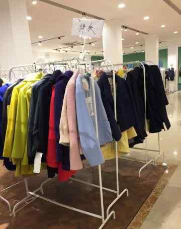 杭州服装厂拿货 一件衣服19元：杭州最全工厂店淘货攻略