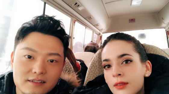 唐伯虎鞠红川 唐伯虎鞠红川恋情太甜蜜 因节目相识随后迸发感情