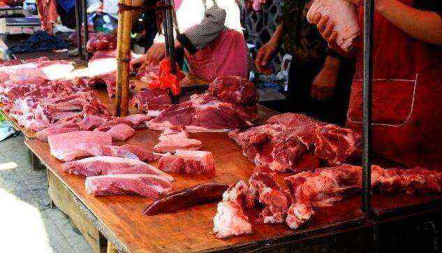 前腿肉和后腿肉的区别 老屠夫：猪的前腿肉和后腿肉的区别，90％的人都不知道文章配图