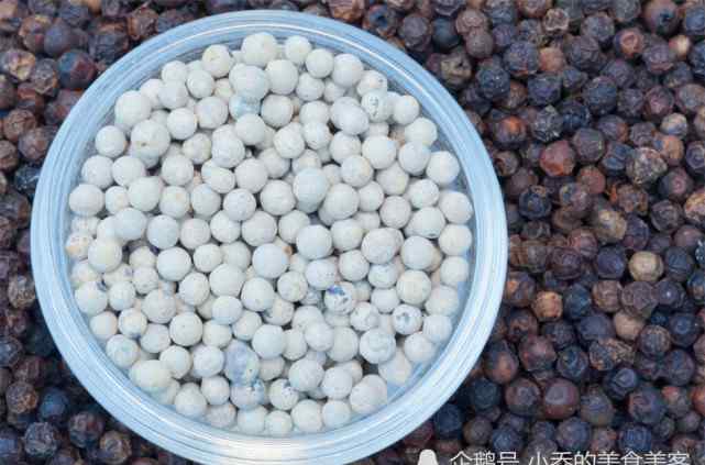 白胡椒和黑胡椒哪个好 同样是胡椒粉，黑胡椒和白胡椒，在烹饪上，到底有什么样的区别？