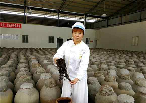 冬菜 大足“非遗”传承人的冬菜情结 拯救品牌冬尖