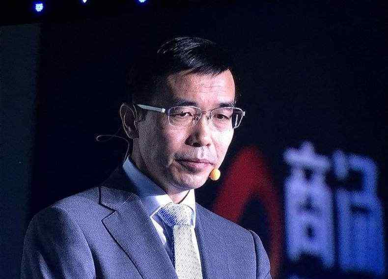 汤晓欧 “四小龙”三家都在IPO，商汤却讲起AI教育故事