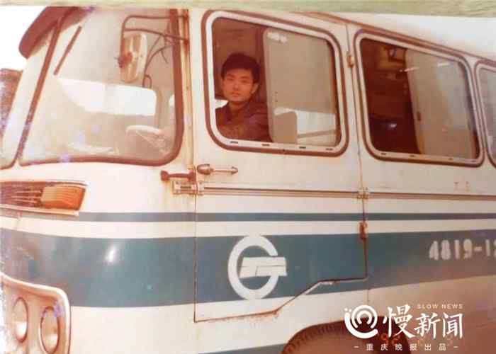 烂皮鞋 开公交车30多年踩烂皮鞋上百双 来听听老司机的笑与泪