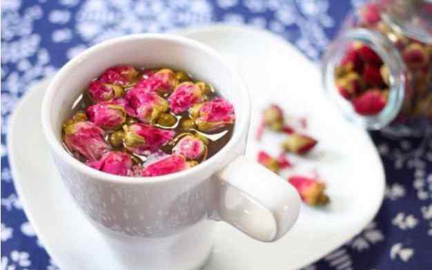 适合女生长期喝的茶 适合女性的5款养生茶，经常喝，气色好显年轻